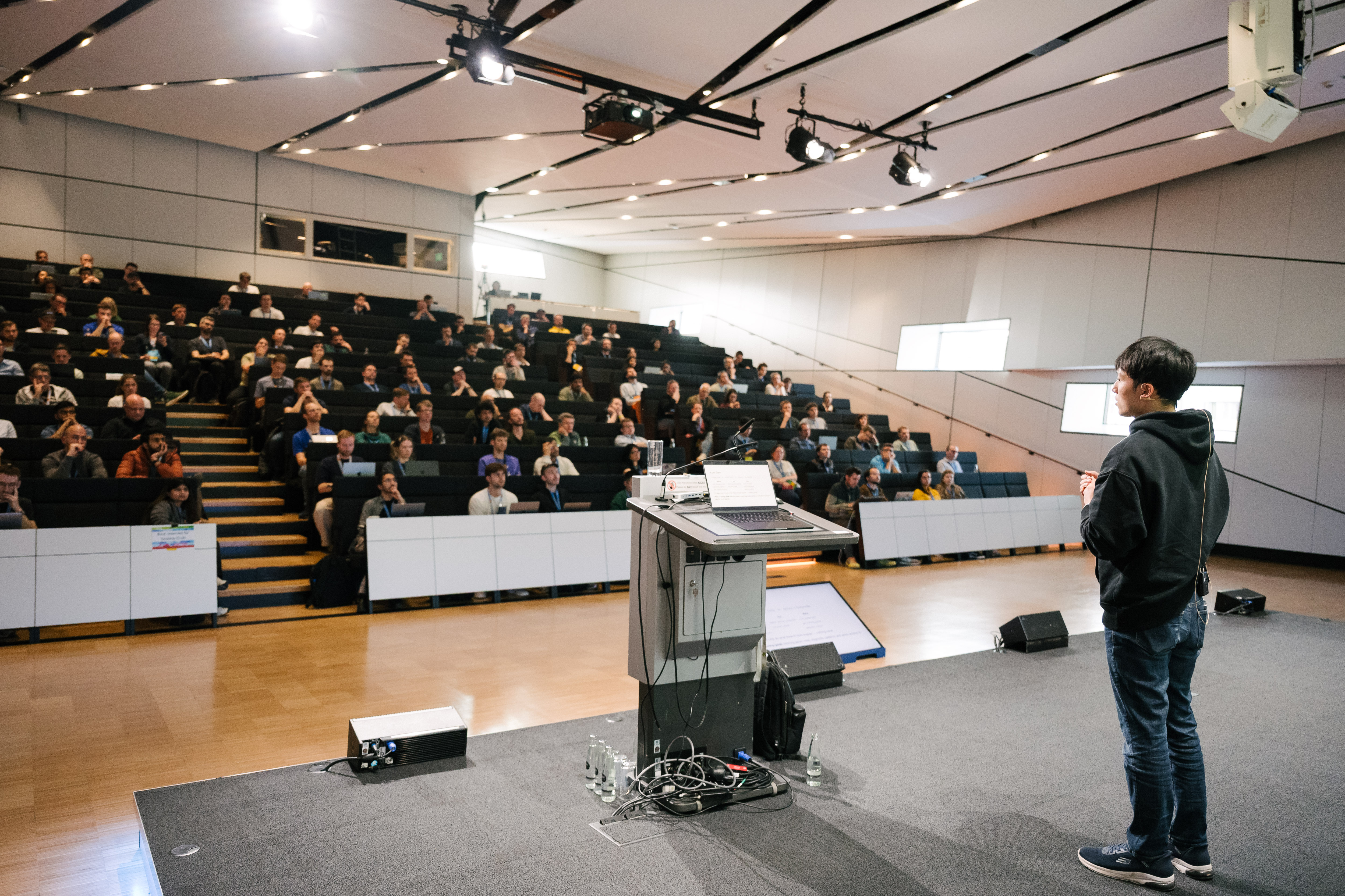 Presenting at PyConDE and PyData